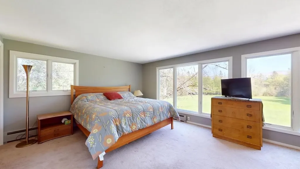 72 Juniper Lane Middlebury VT 05753
