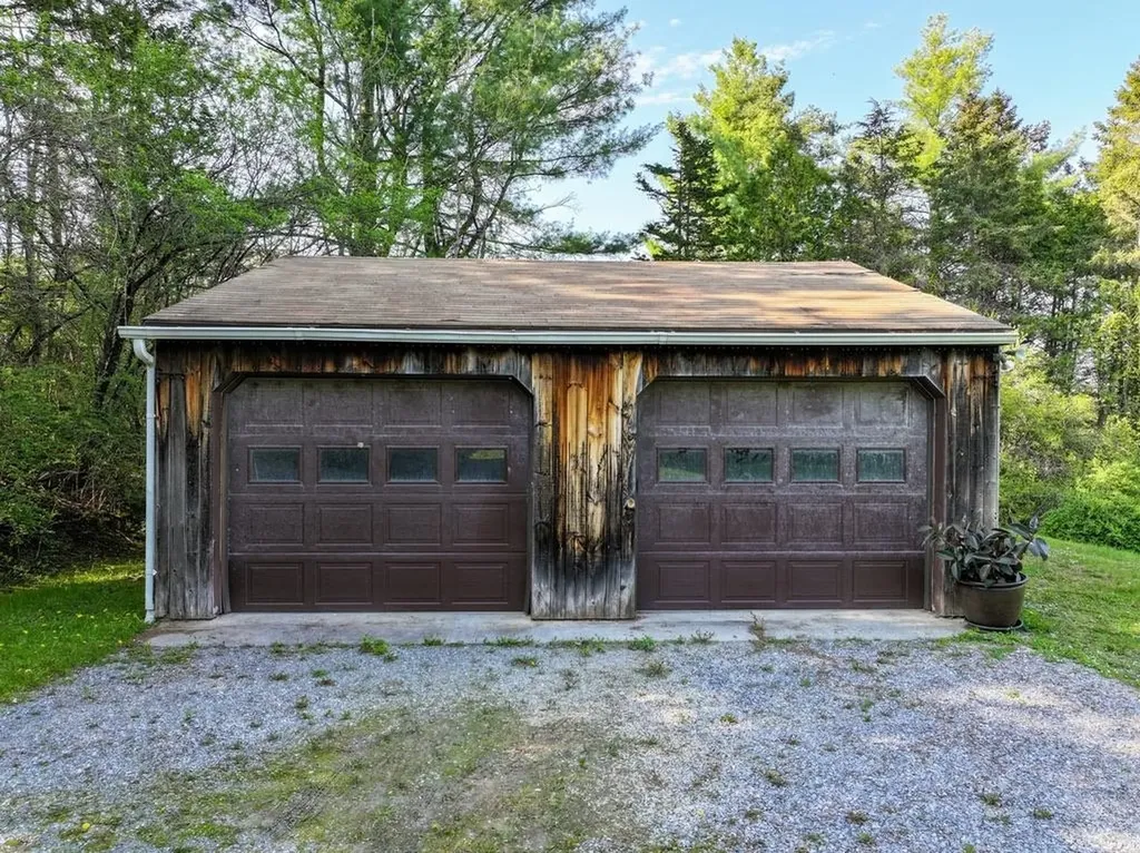 72 Juniper Lane Middlebury VT 05753