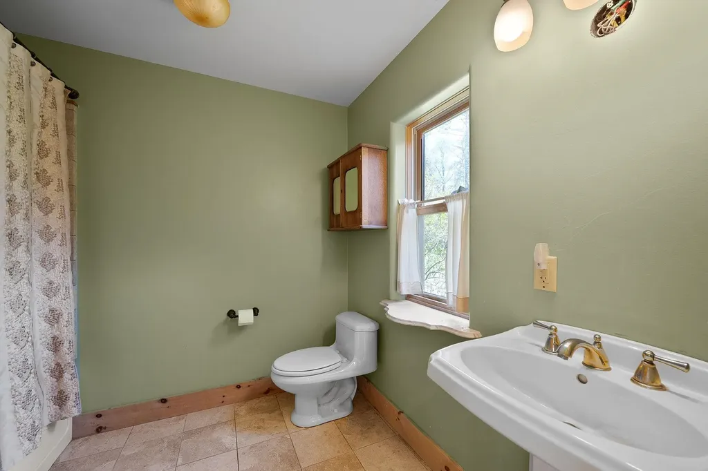 153 Wood Road Middlesex VT 05682