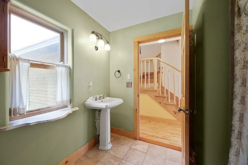 153 Wood Road Middlesex VT 05682