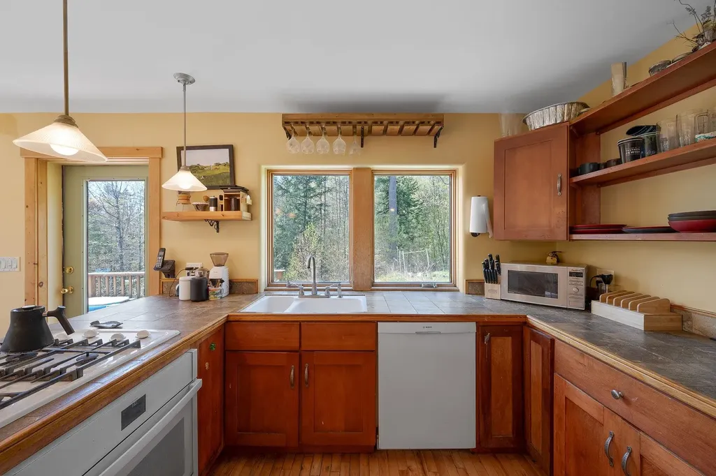 153 Wood Road Middlesex VT 05682