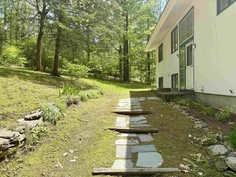 1 Rayton Road Hanover NH 03755