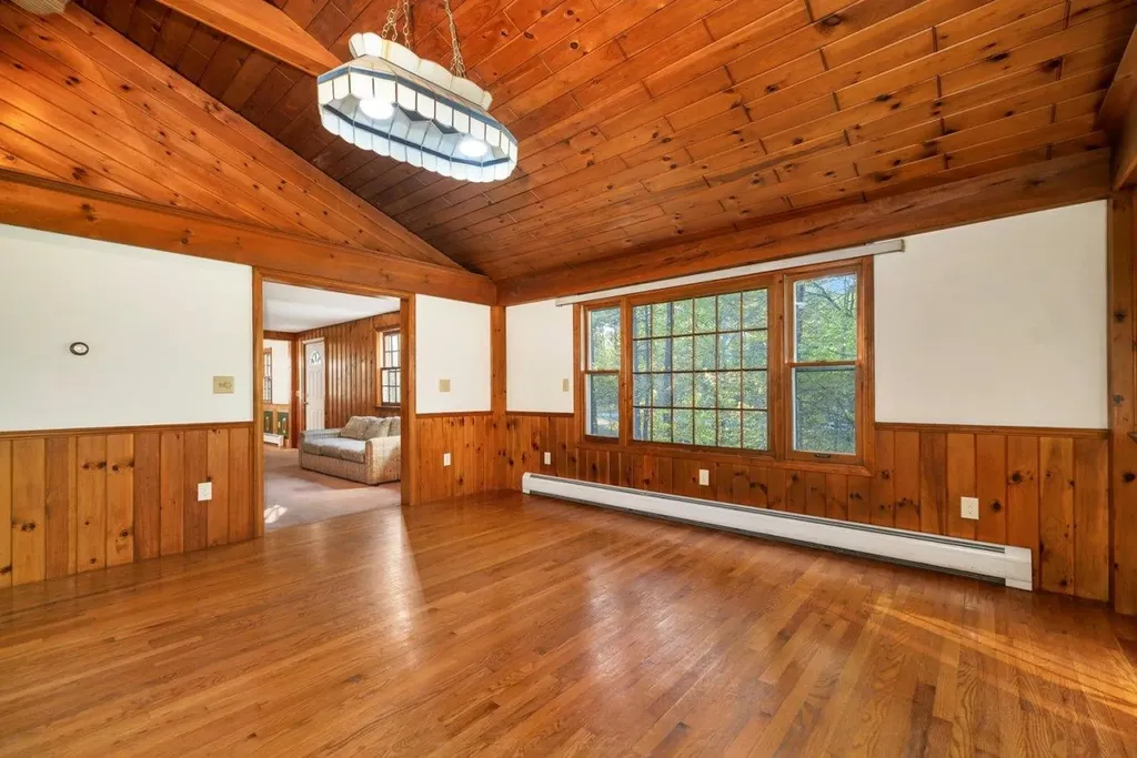 66 Hayes Road Alton NH 03809