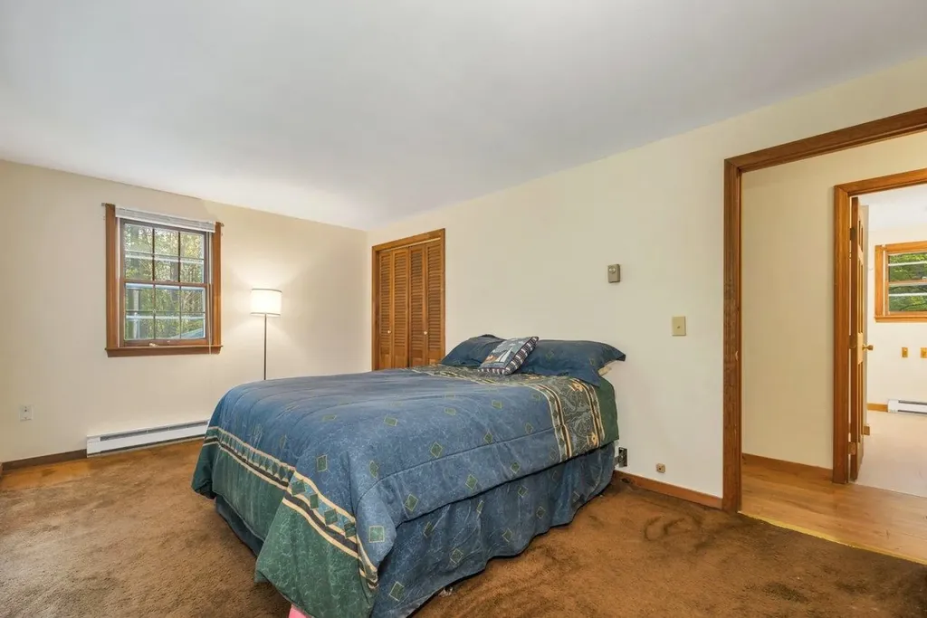 66 Hayes Road Alton NH 03809