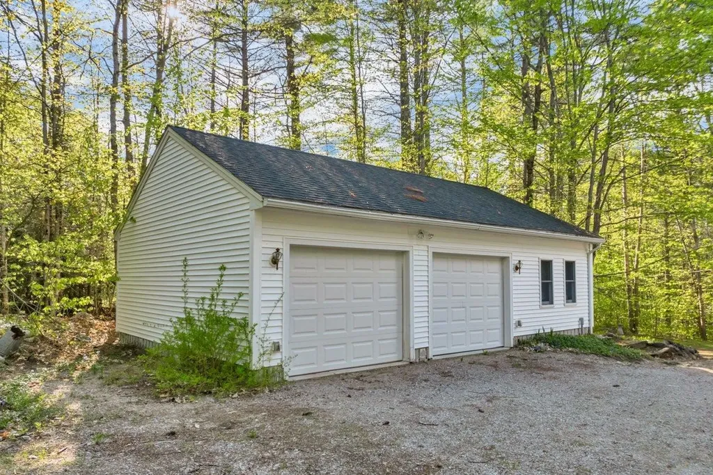 66 Hayes Road Alton NH 03809