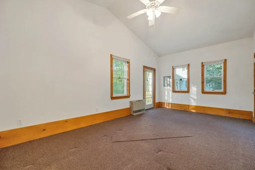 66 Hayes Road Alton NH 03809