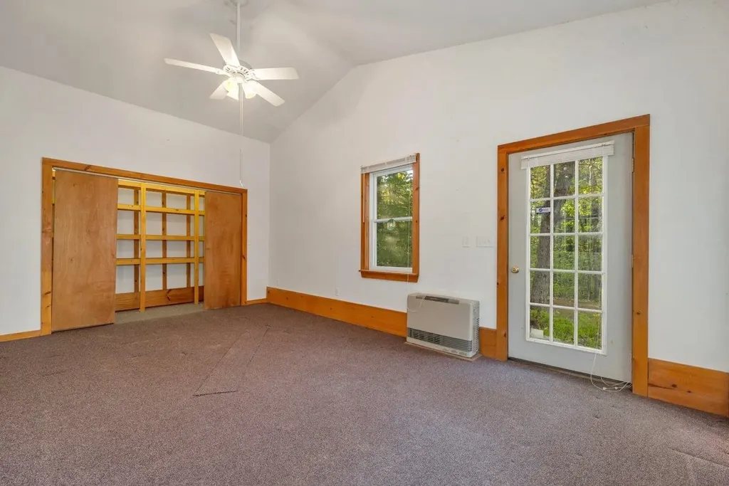 66 Hayes Road Alton NH 03809