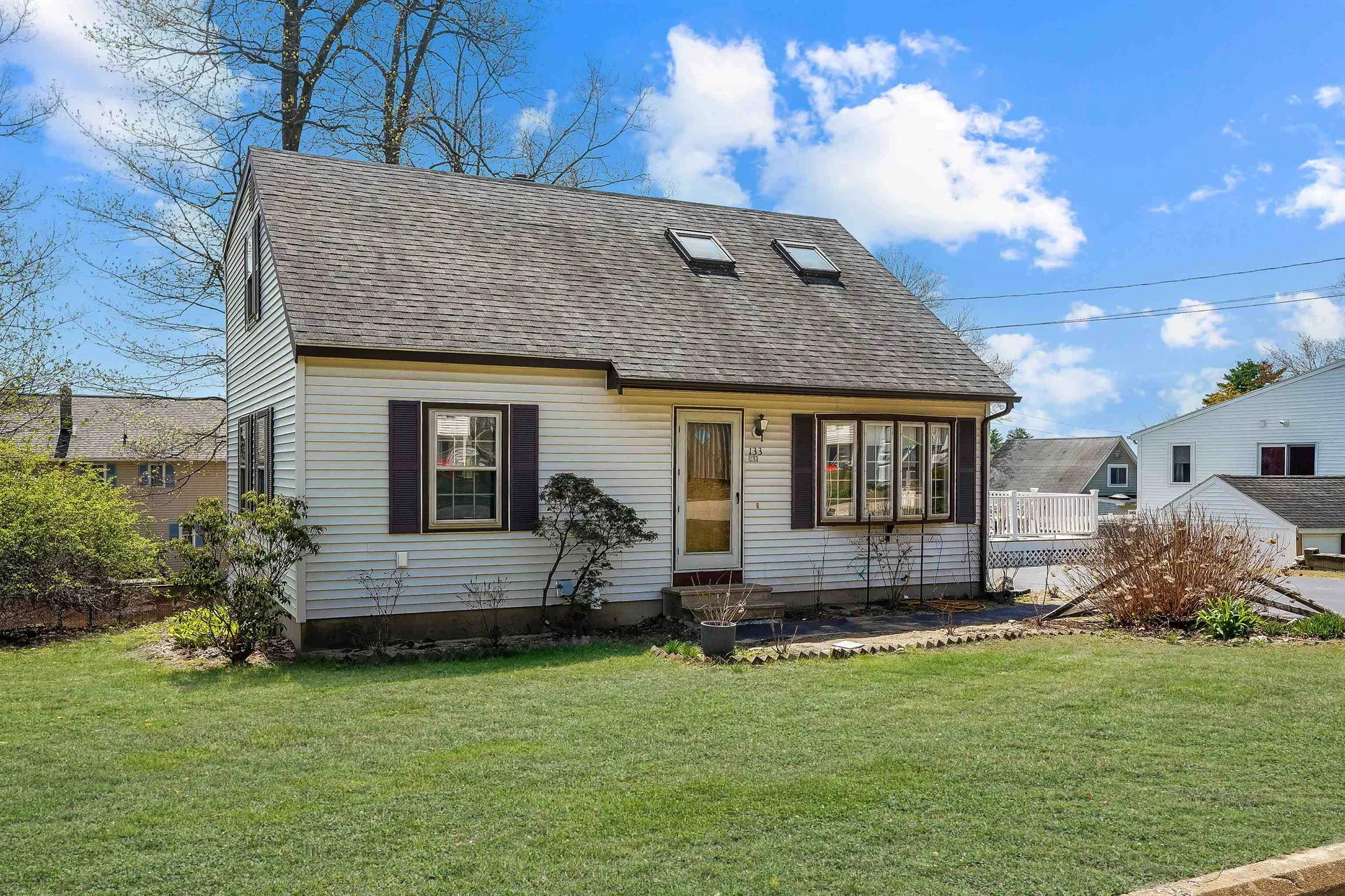 133 Mapleton Road Manchester NH 03103