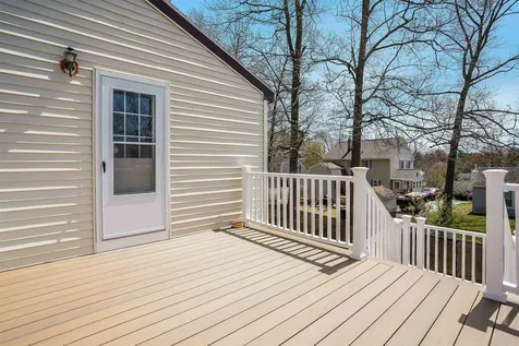 133 Mapleton Road Manchester NH 03103