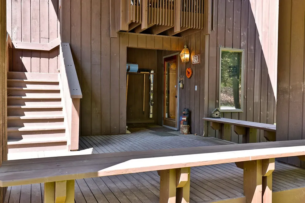 1226 East Ash Road Plymouth VT 05056