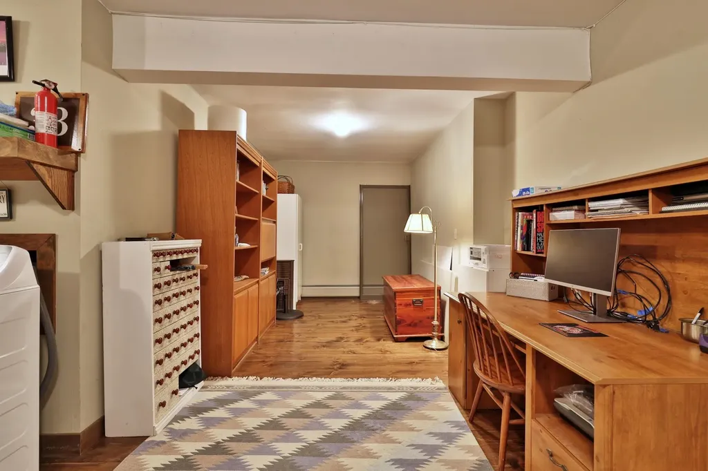 1226 East Ash Road Plymouth VT 05056