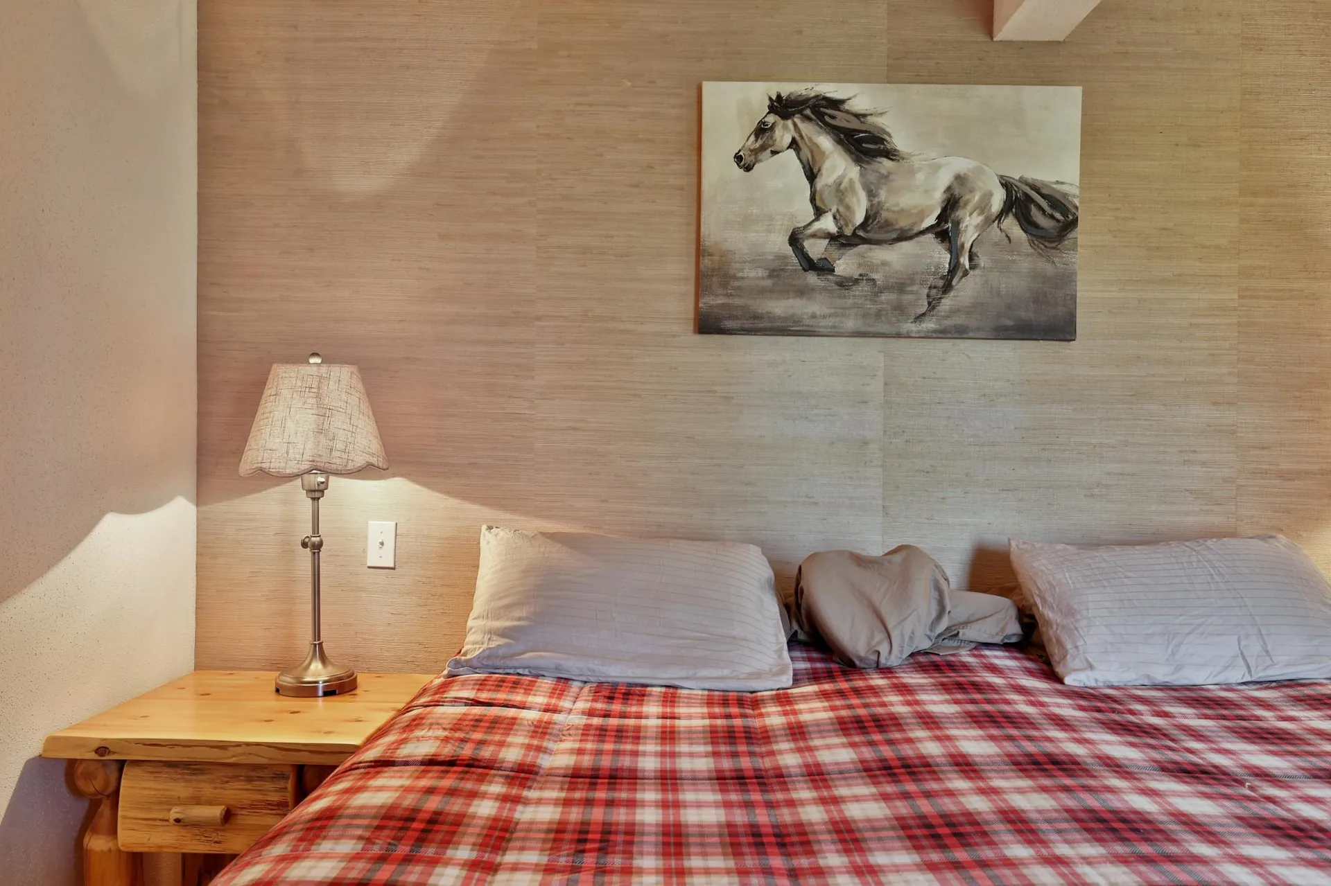 1226 East Ash Road Plymouth VT 05056