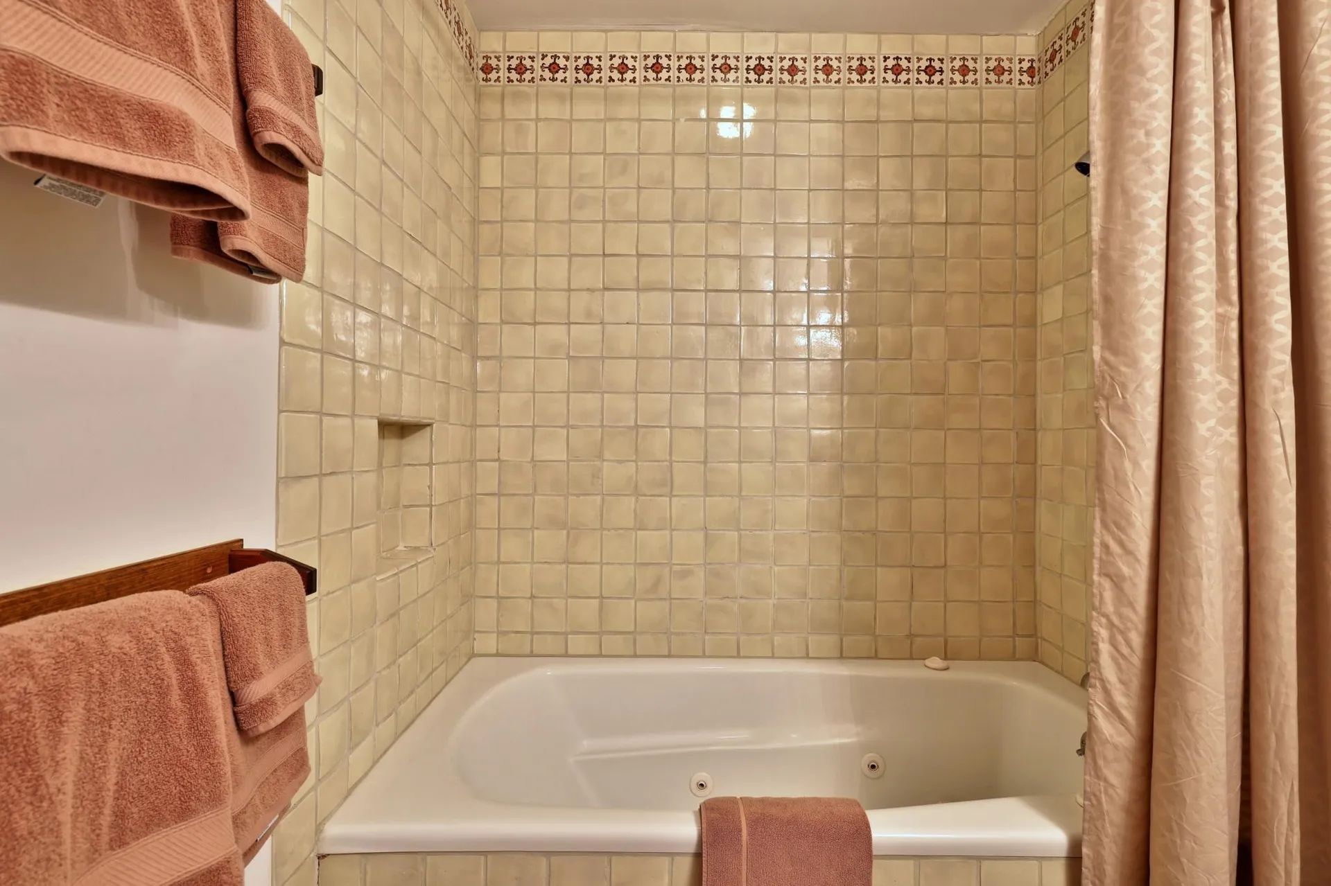 1226 East Ash Road Plymouth VT 05056