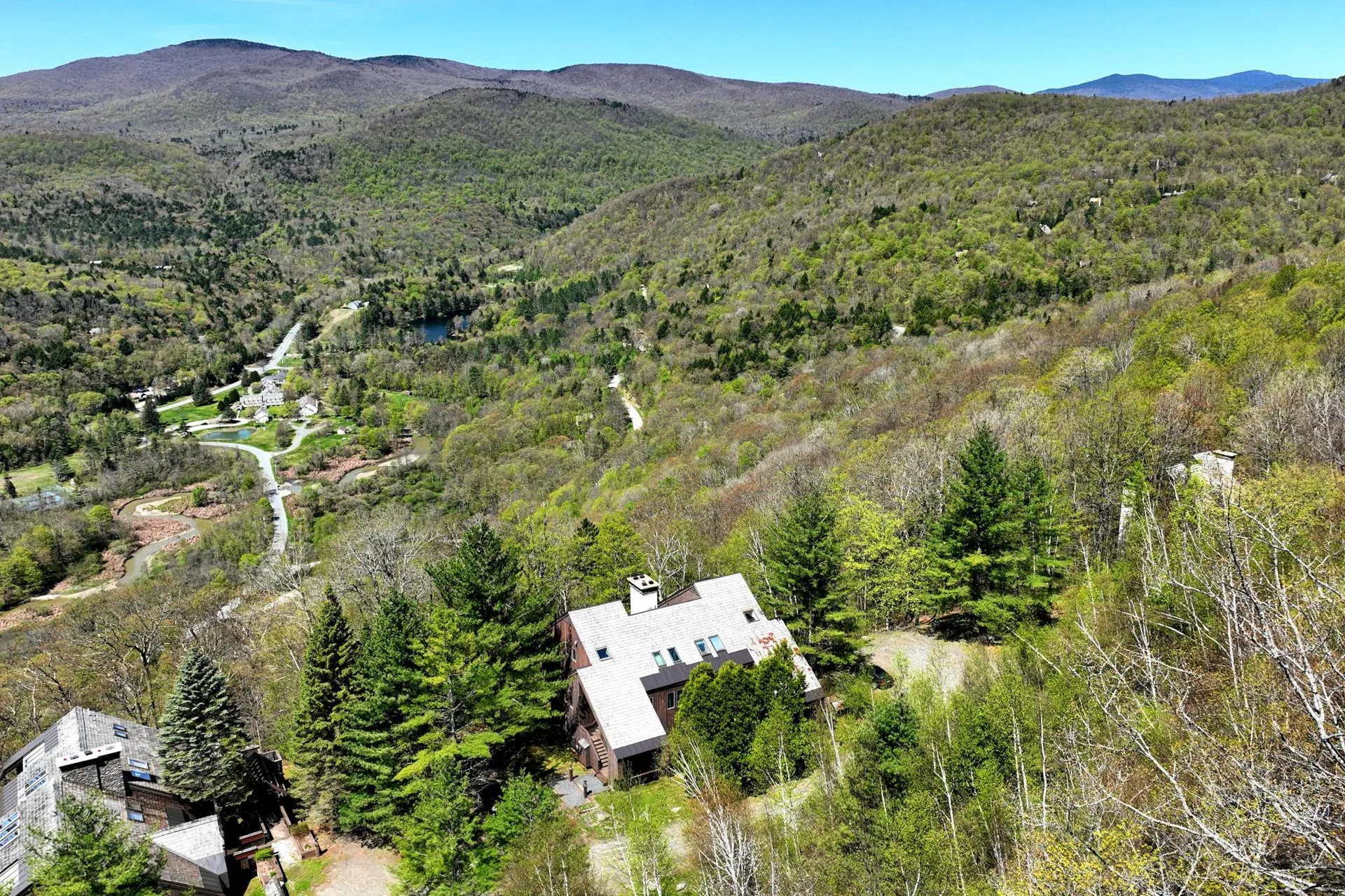 1226 East Ash Road Plymouth VT 05056