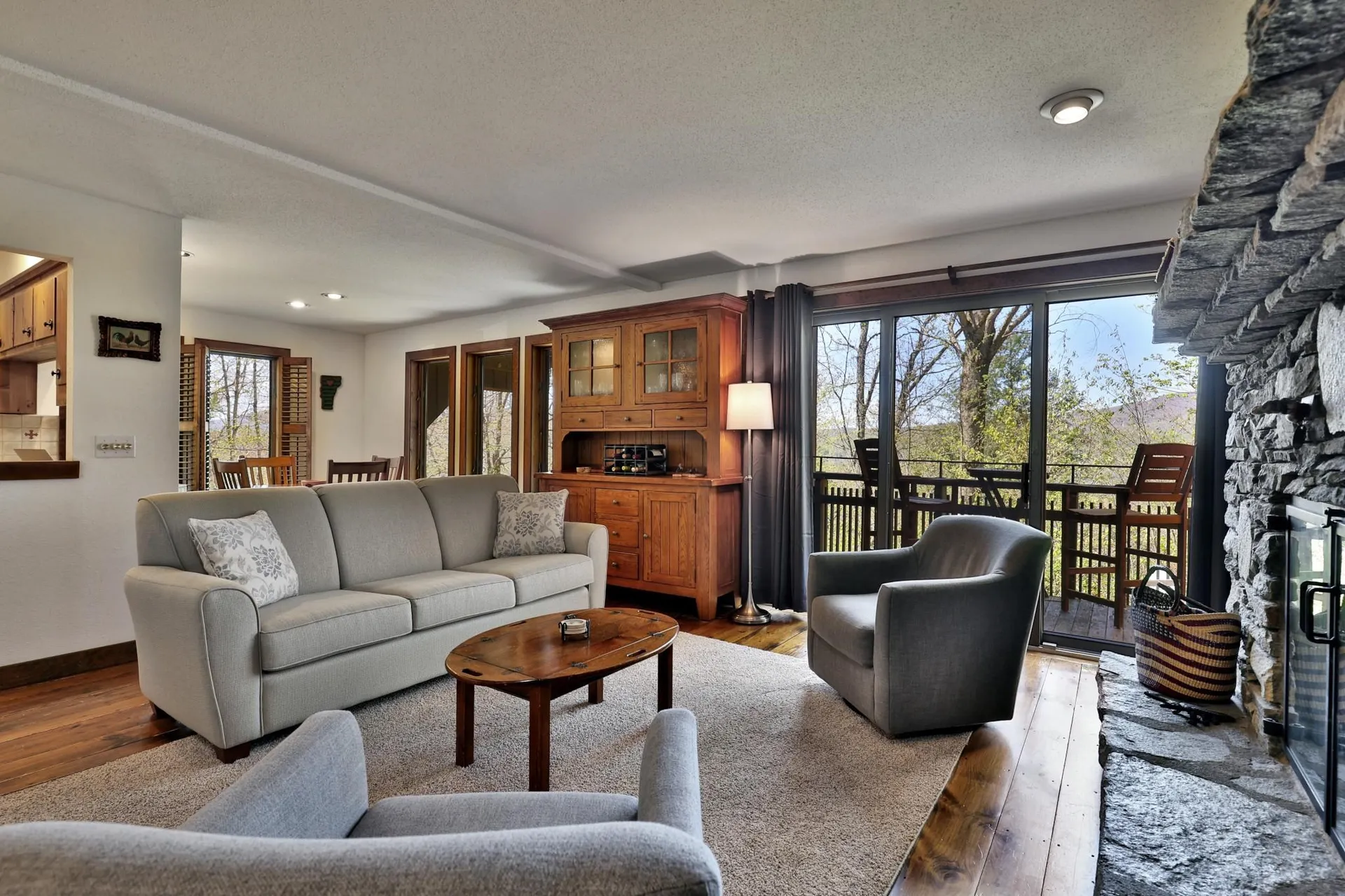 1226 East Ash Road Plymouth VT 05056