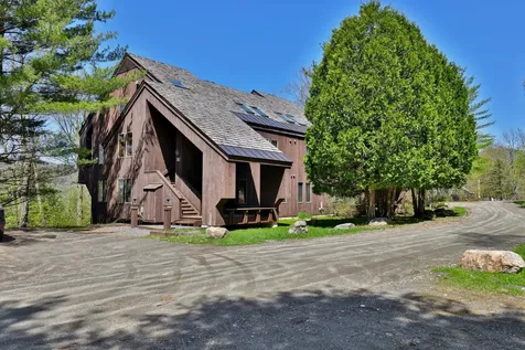 1226 East Ash Road Plymouth VT 05056