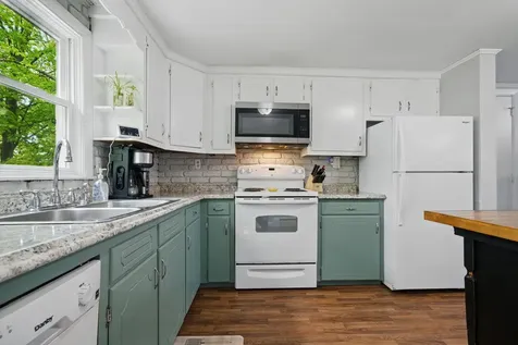 16 Prospect Street Farmington NH 03835
