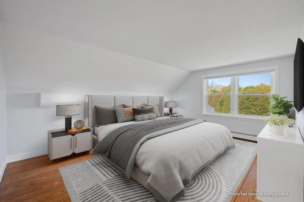 4 Iris Drive Stratham NH 03885