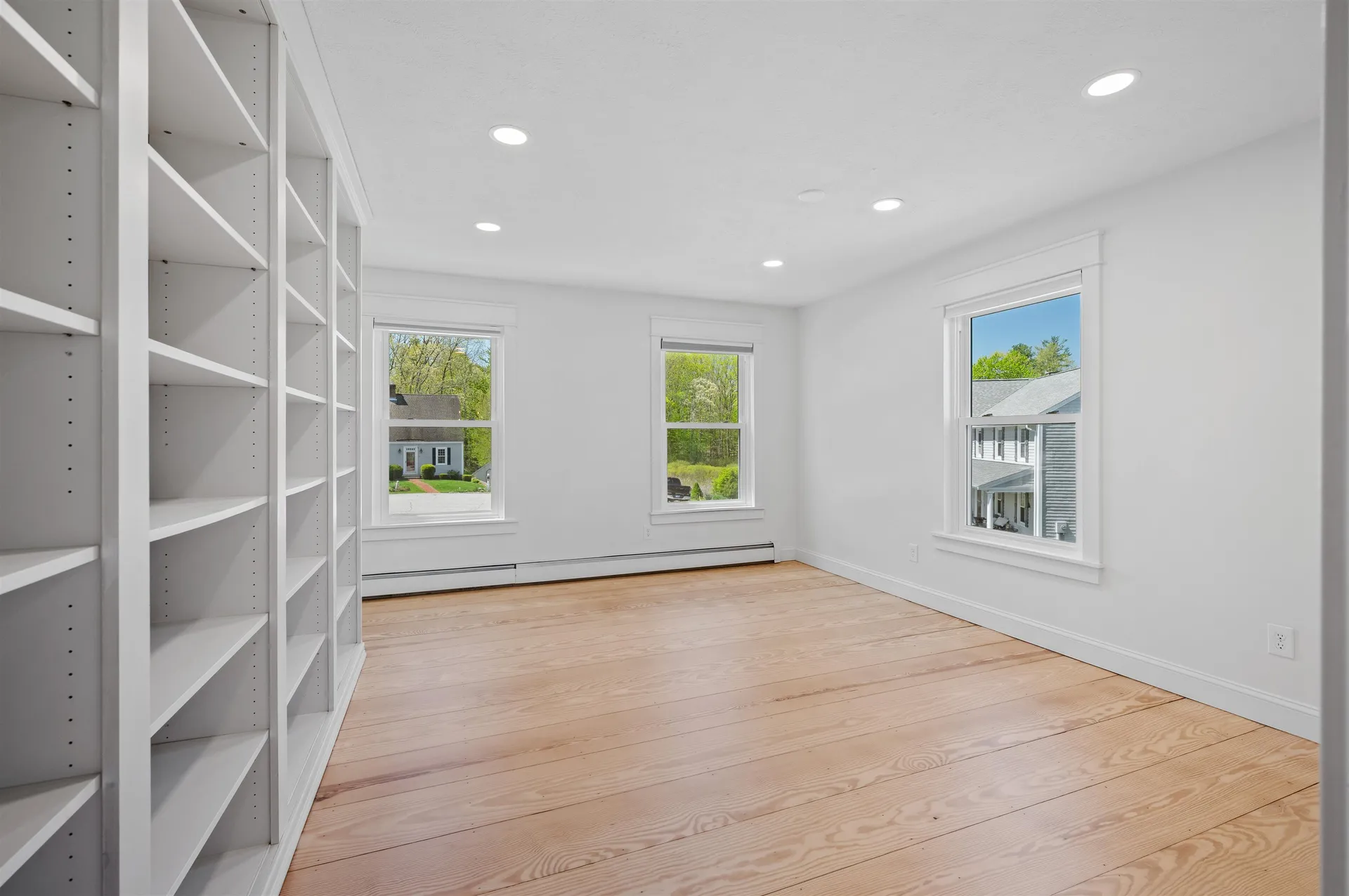 4 Iris Drive Stratham NH 03885