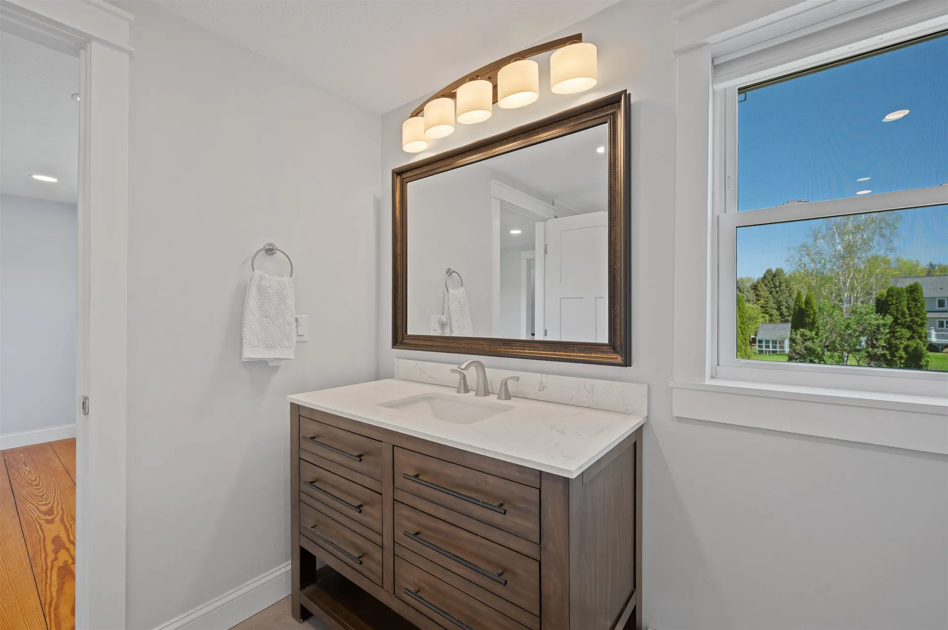 4 Iris Drive Stratham NH 03885