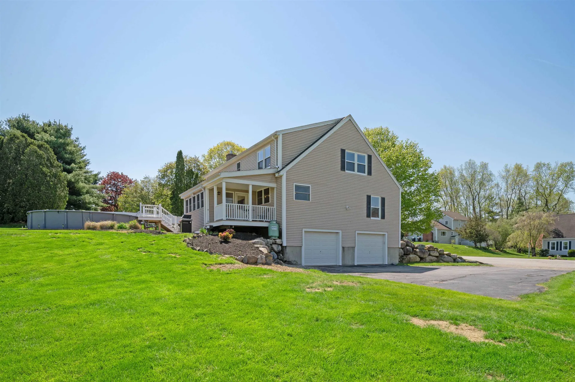 4 Iris Drive Stratham NH 03885