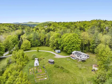 142 King Pond Road Woodbury VT 05681