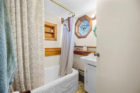 142 King Pond Road Woodbury VT 05681