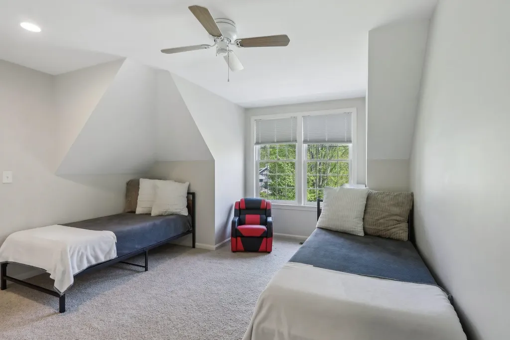 7 Golfview Road Windham NH 03087