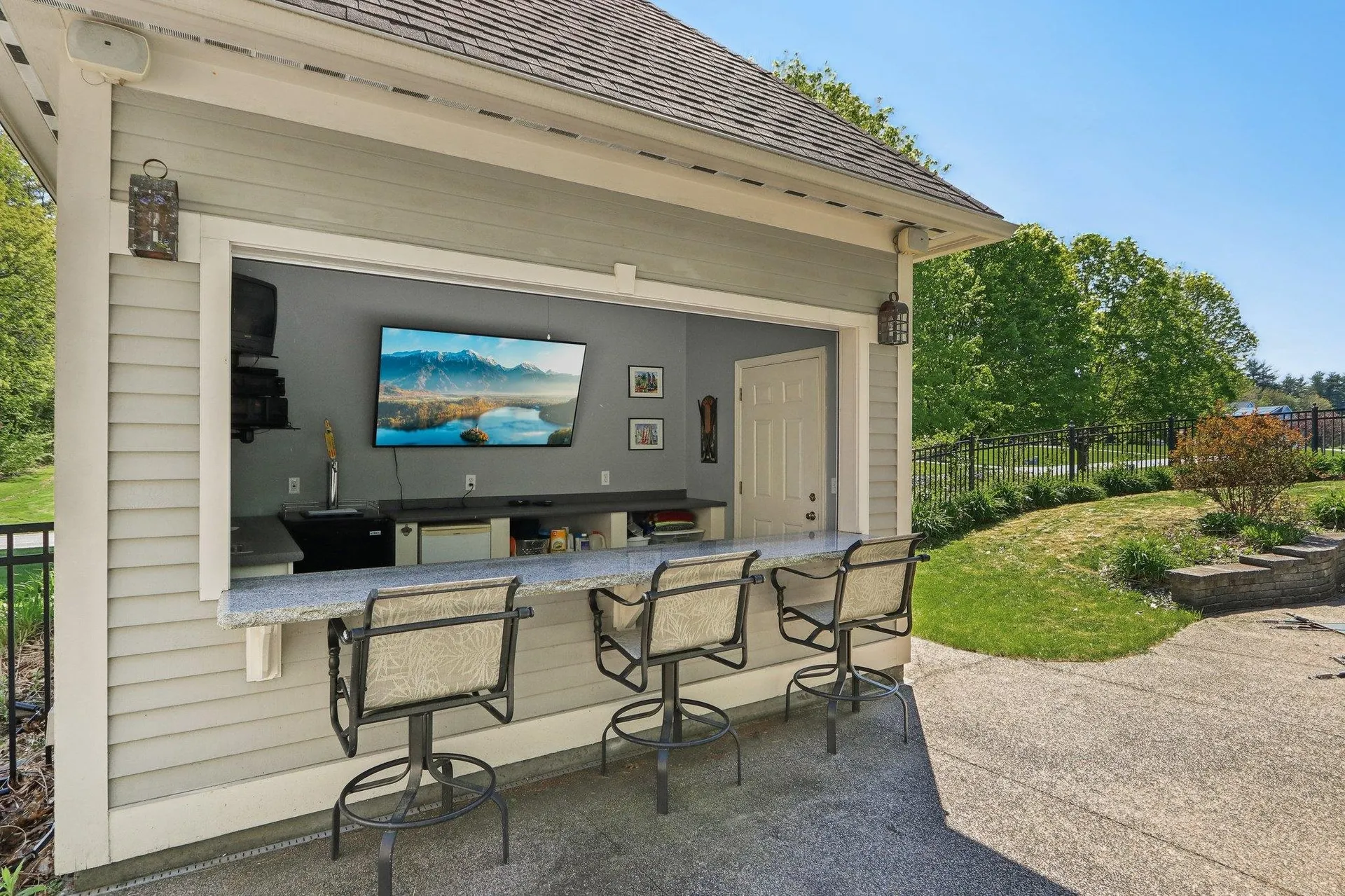 7 Golfview Road Windham NH 03087