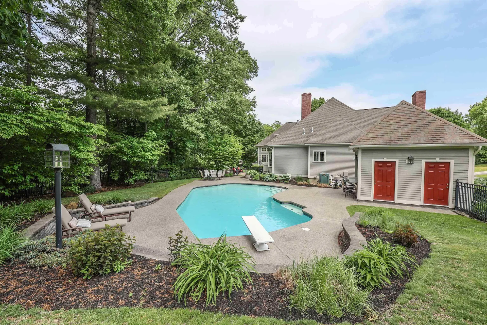 7 Golfview Road Windham NH 03087