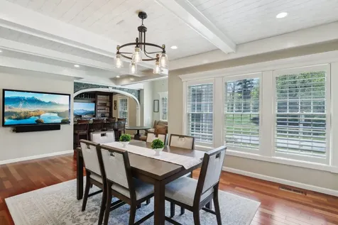 7 Golfview Road Windham NH 03087