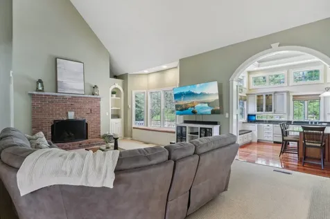 7 Golfview Road Windham NH 03087