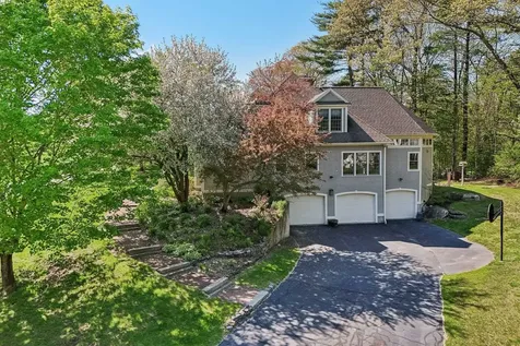 7 Golfview Road Windham NH 03087