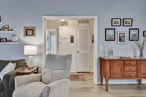 216 Robin Hood Drive Exeter NH 03833