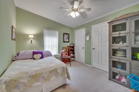 216 Robin Hood Drive Exeter NH 03833