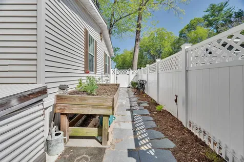 216 Robin Hood Drive Exeter NH 03833