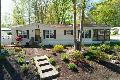 216 Robin Hood Drive Exeter NH 03833