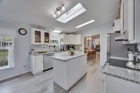 216 Robin Hood Drive Exeter NH 03833