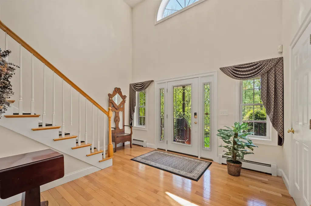 57 Winona Road Meredith NH 03253