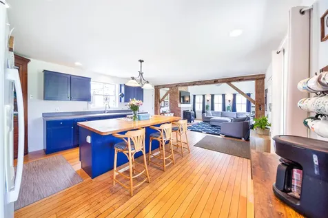 6 Sand Hill Road Georgia VT 05468