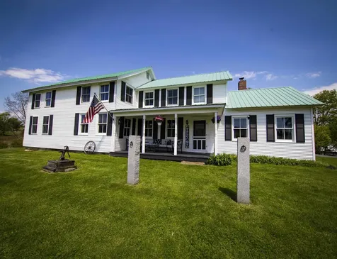 6 Sand Hill Road Georgia VT 05468