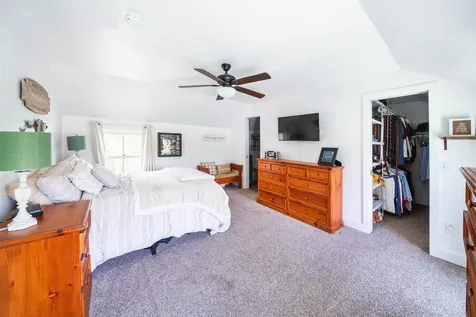 6 Sand Hill Road Georgia VT 05468