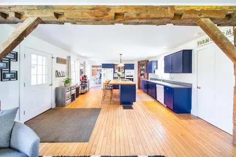 6 Sand Hill Road Georgia VT 05468