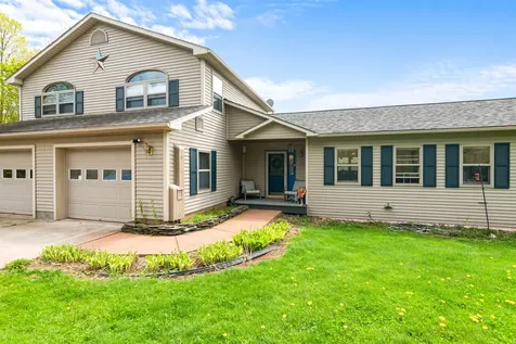 97 Birch Way Bakersfield VT 05450