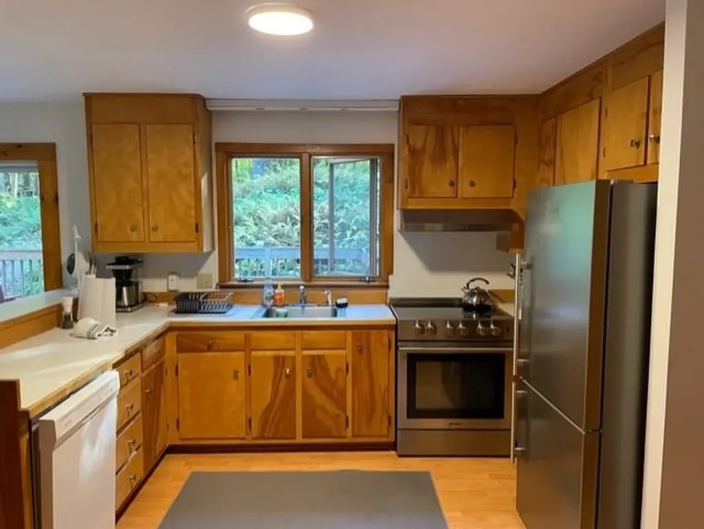 4 Morning Hollow Lane Grantham NH 03753