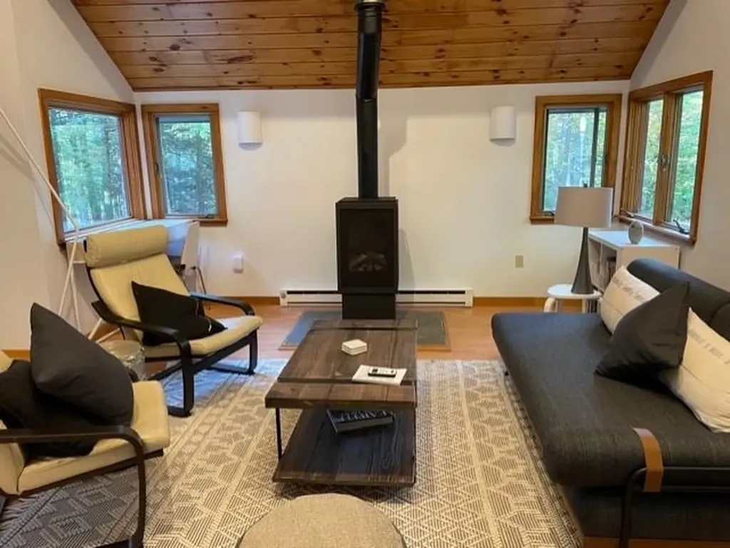 4 Morning Hollow Lane Grantham NH 03753