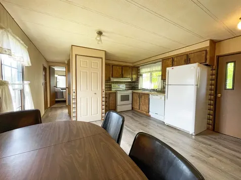 290 Calef Highway Epping NH 03042