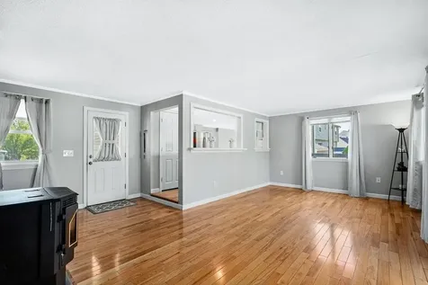 70 North Policy Street Salem NH 03079