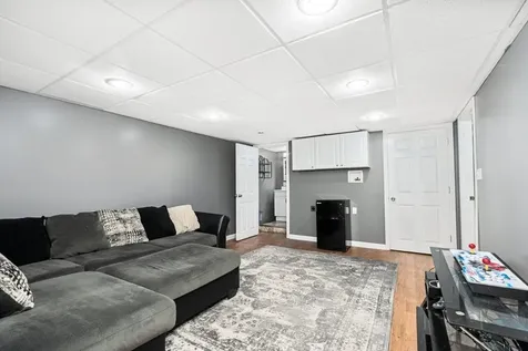 70 North Policy Street Salem NH 03079