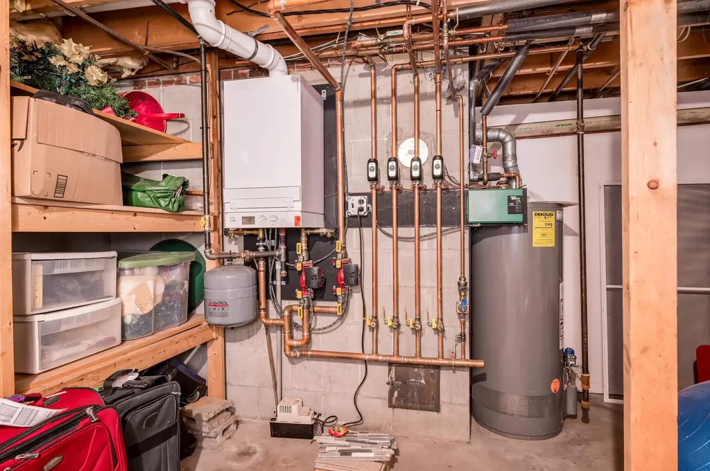 4 Rocky Lane Durham NH 03824